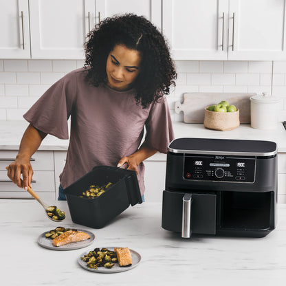 Ninja Foodi MAX Dual Zone Airfryer AF400EU – officiell produktbild från Ninja
