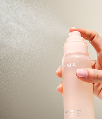 THAT DEWY LOOK LUMINOUS SETTING SPRAY – officiell produktbild från CAIA Cosmetics