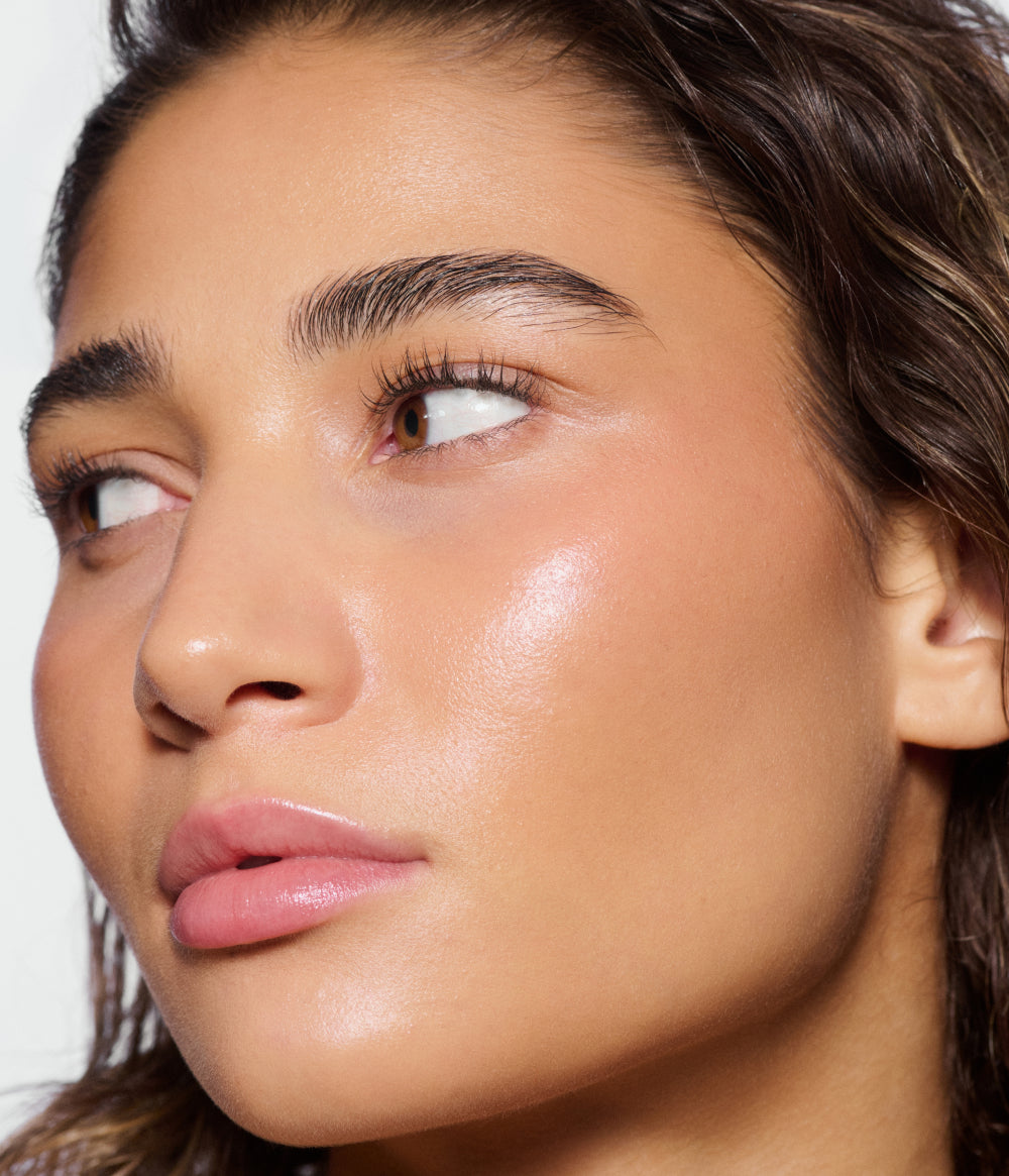 THAT EXTRA HYDRATION HYDRATING SETTING SPRAY – officiell produktbild från CAIA Cosmetics