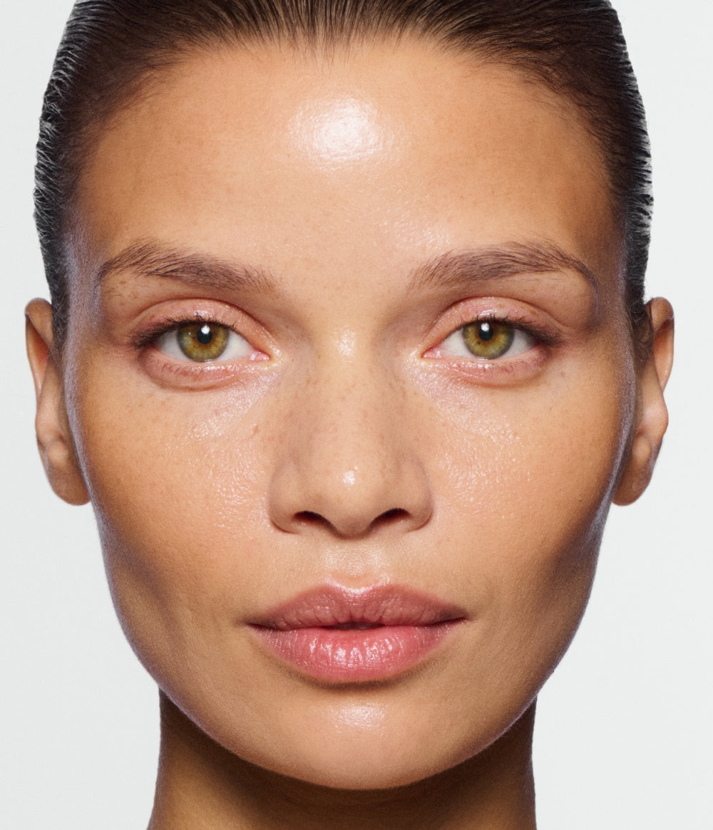 GLOW BRONZER – officiell produktbild från CAIA Cosmetics