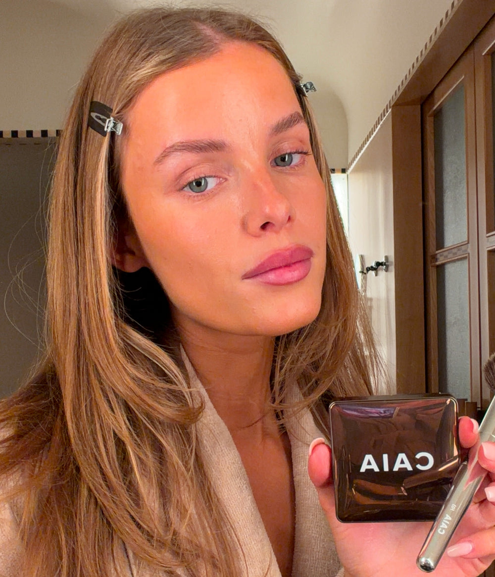 GLOW BRONZER – officiell produktbild från CAIA Cosmetics