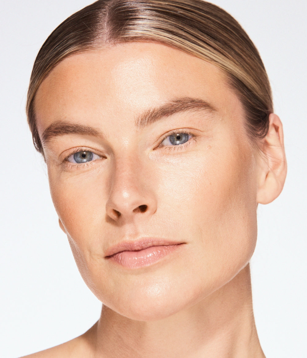 GLOW BRONZER – officiell produktbild från CAIA Cosmetics