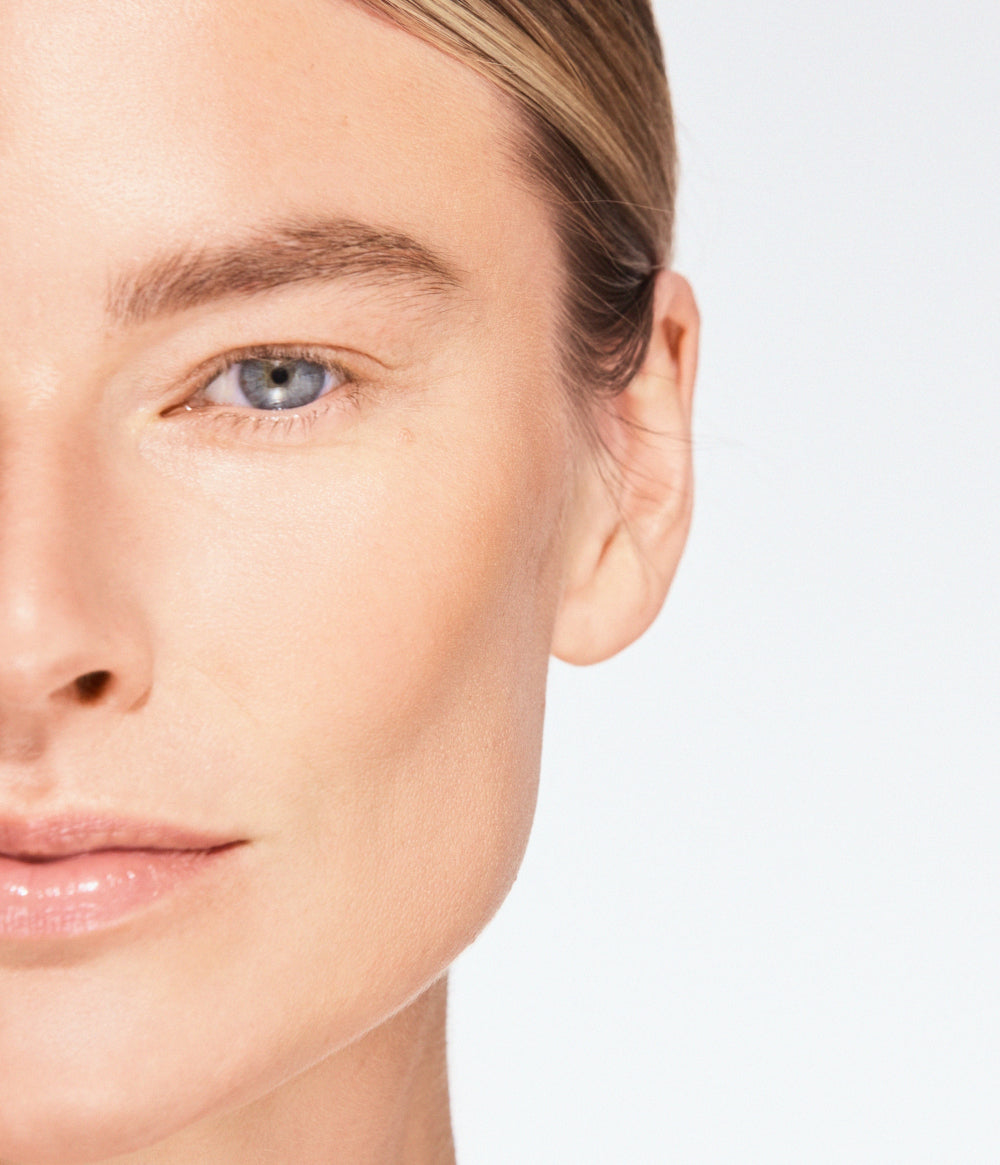GLOW BRONZER – officiell produktbild från CAIA Cosmetics