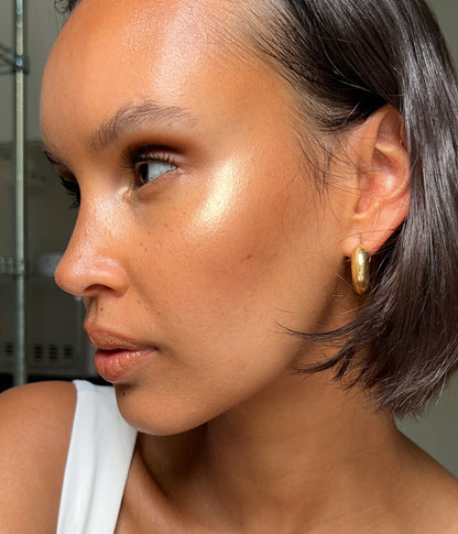 GLOW BRONZER – officiell produktbild från CAIA Cosmetics