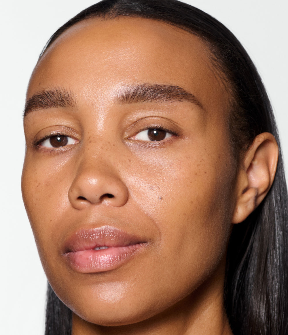 PRECISION BROWS – officiell produktbild från CAIA Cosmetics
