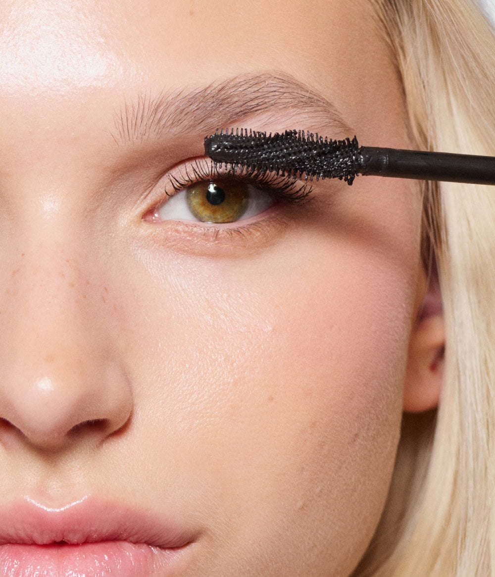 TWIST ME UP – officiell produktbild från CAIA Cosmetics