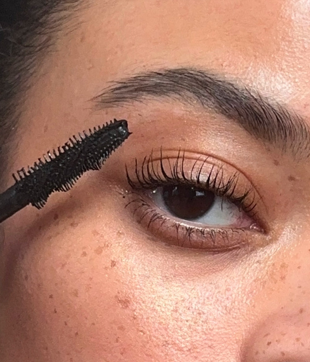 TWIST ME UP – officiell produktbild från CAIA Cosmetics