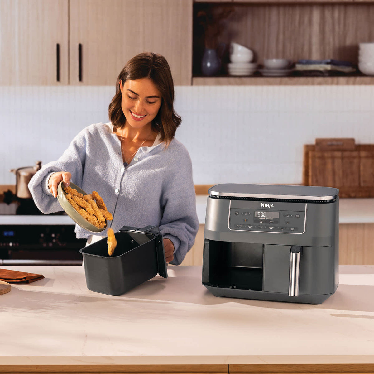 Ninja 6-i-1-airfryer med dubbla zoner på 7,6 l DZ300EU – officiell produktbild från Ninja